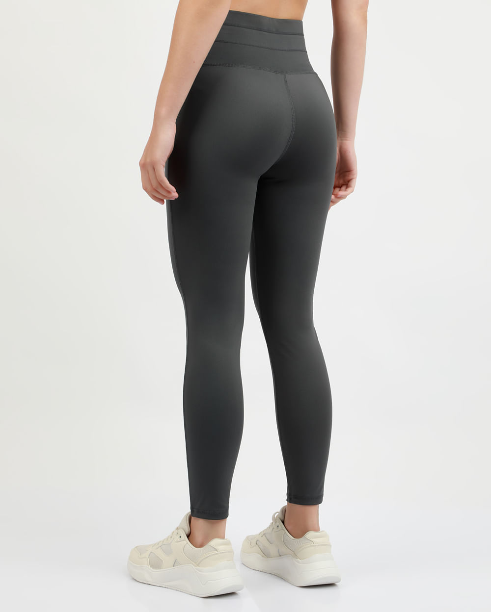 outfit leggings gris oscuro