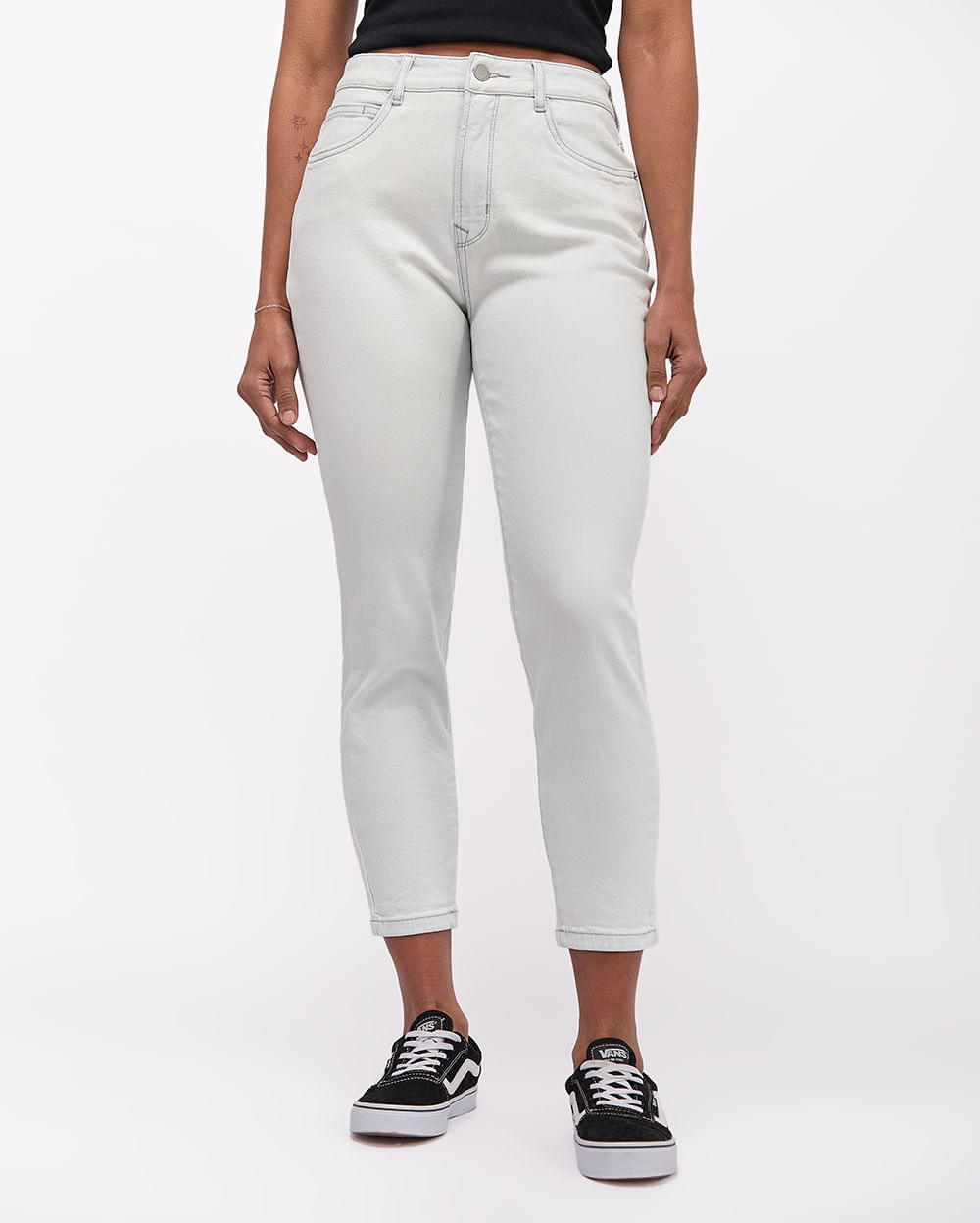 Jean Mujer Laura Bleach