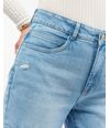 Jean-Mujer-Larisa-Total-Sky-28